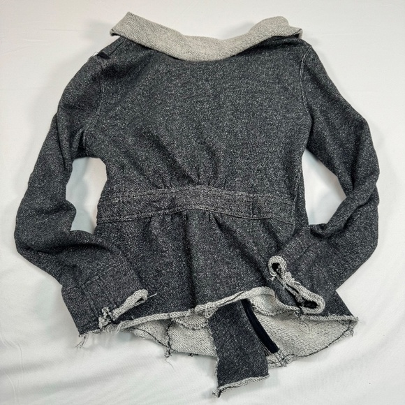 BNCI by Blanc Noir Full Zip Up Ruffle Knit Cardigan Womens Sz Small Heather Gray - Picture 2 of 9